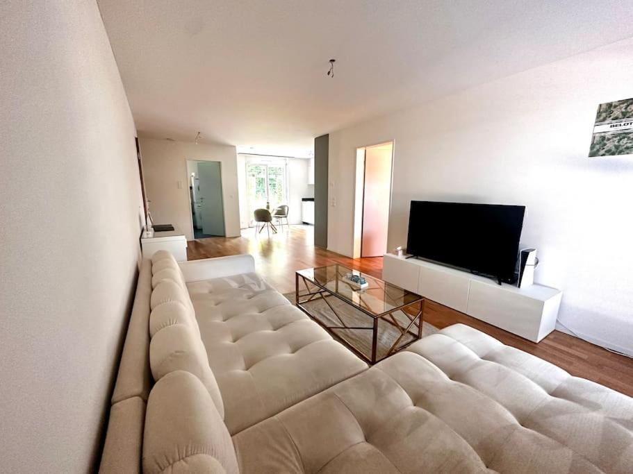 Moderne Wohnung Am Flughafen Opfikon-Glattbrugg Ngoại thất bức ảnh